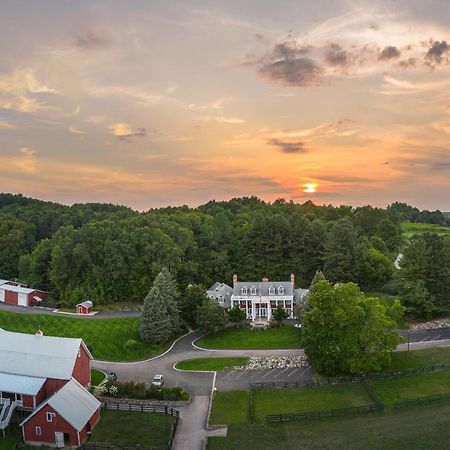 Inn At Black Star Farms Suttons Bay 外观 照片